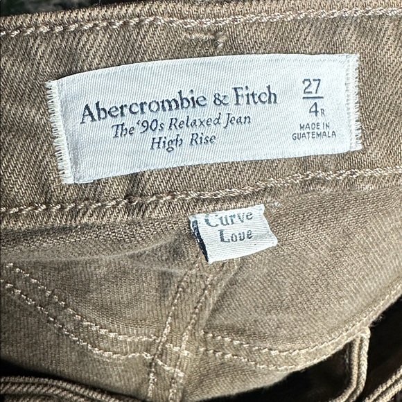 Abercrombie Curve Love High Rise 90s Relaxed Jeans Brown Size 27 - Picture 5 of 8